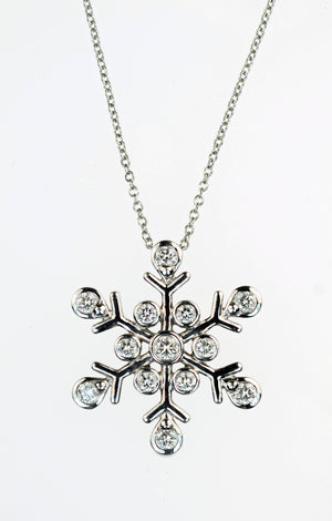 Tiffany solitaire diamond pendant